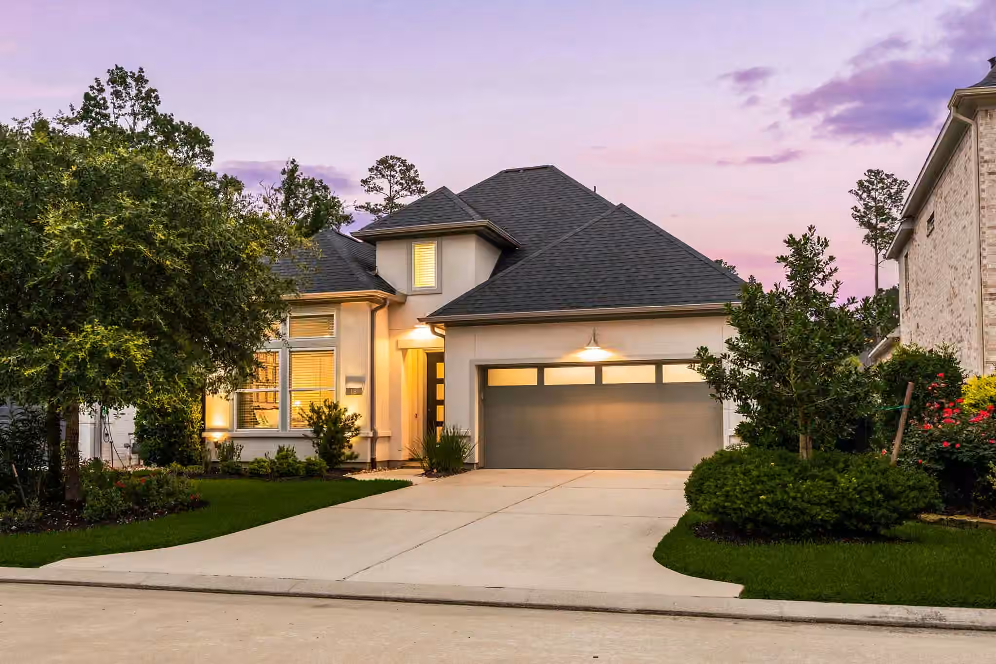Photo of 18 Gentle Branch Place, The Woodlands, TX 77375