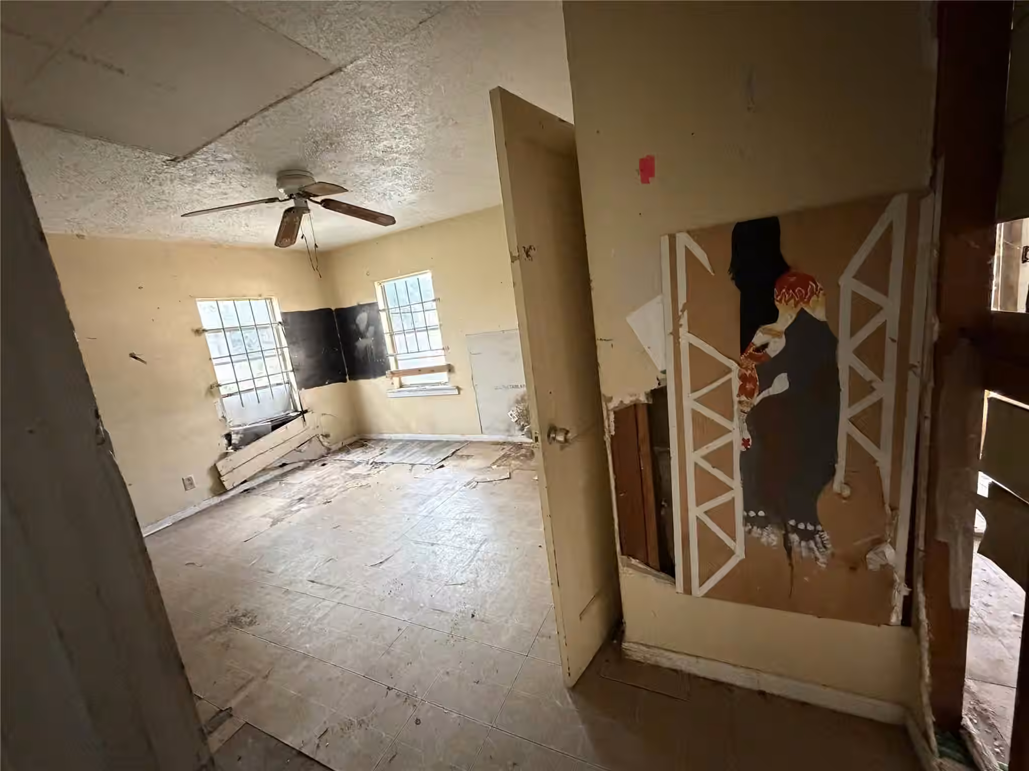 Photo 4 of 6135 Sidney Street, Houston, TX