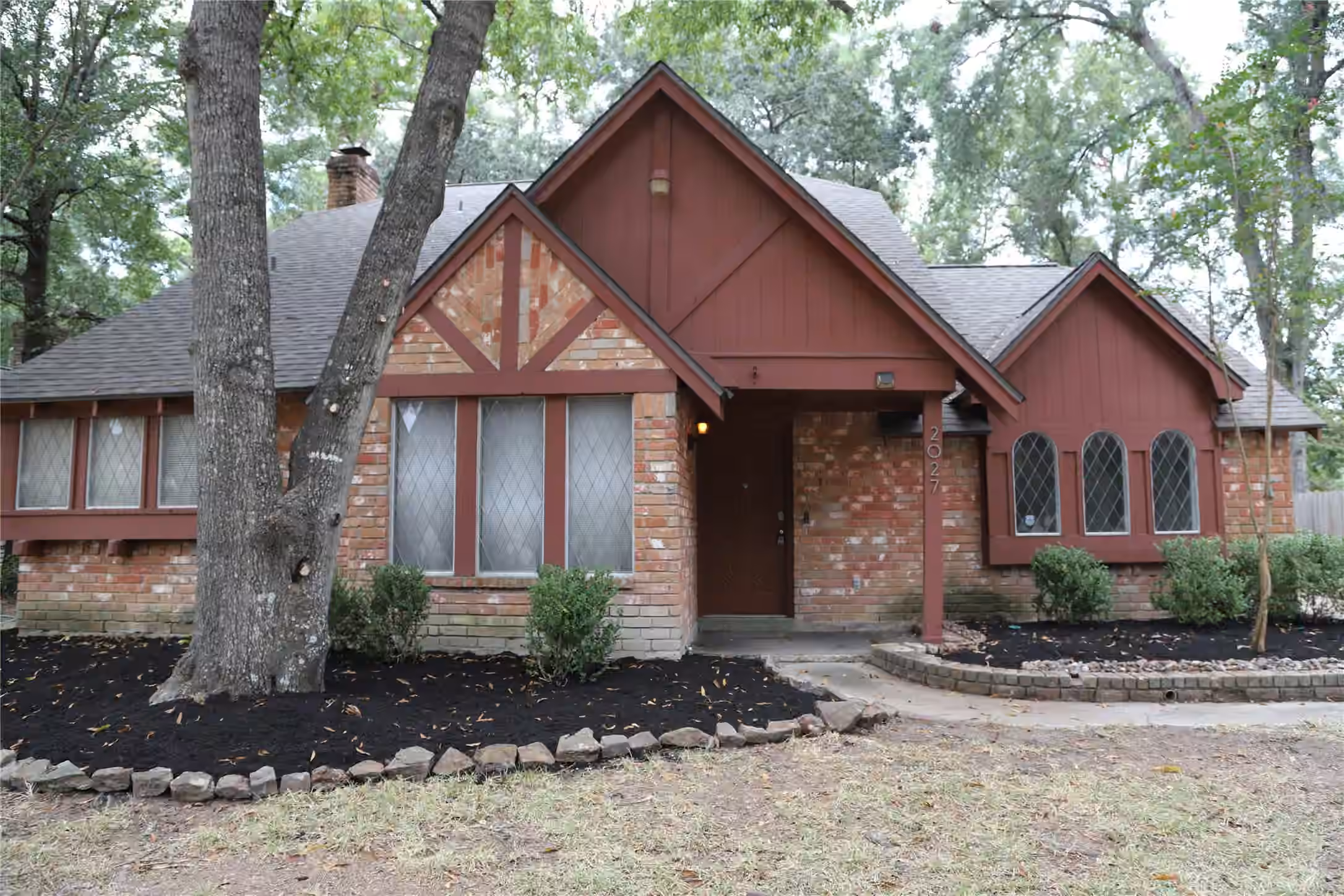 Photo 3 of 2027 Shadow Rock Drive, Houston, TX