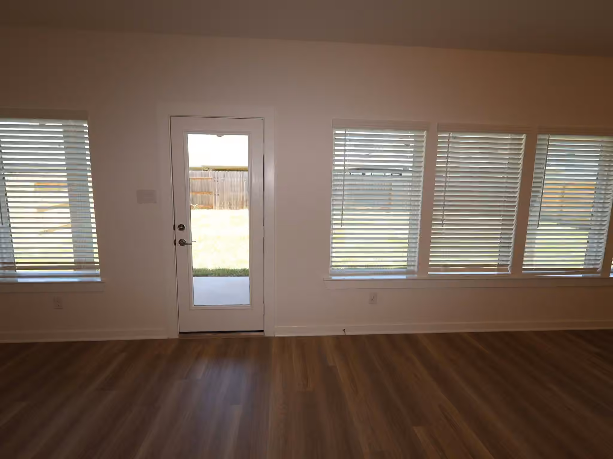 Photo 4 of 5807 Blazing Light Lane, Fulshear, TX