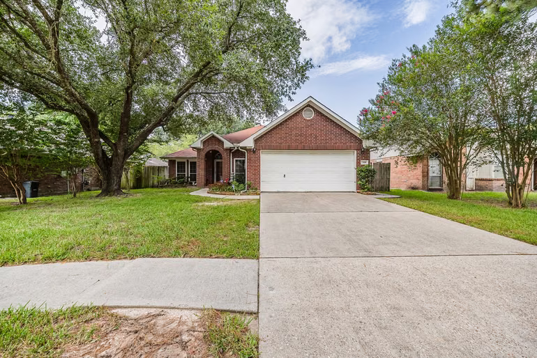 Photo of 2618 Eagle Nest Lane, Humble, TX