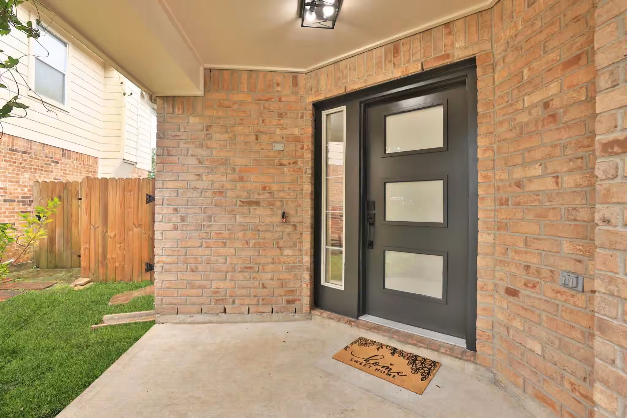 Photo 3 of 4814 Mosaic Canyon Court, Humble, TX