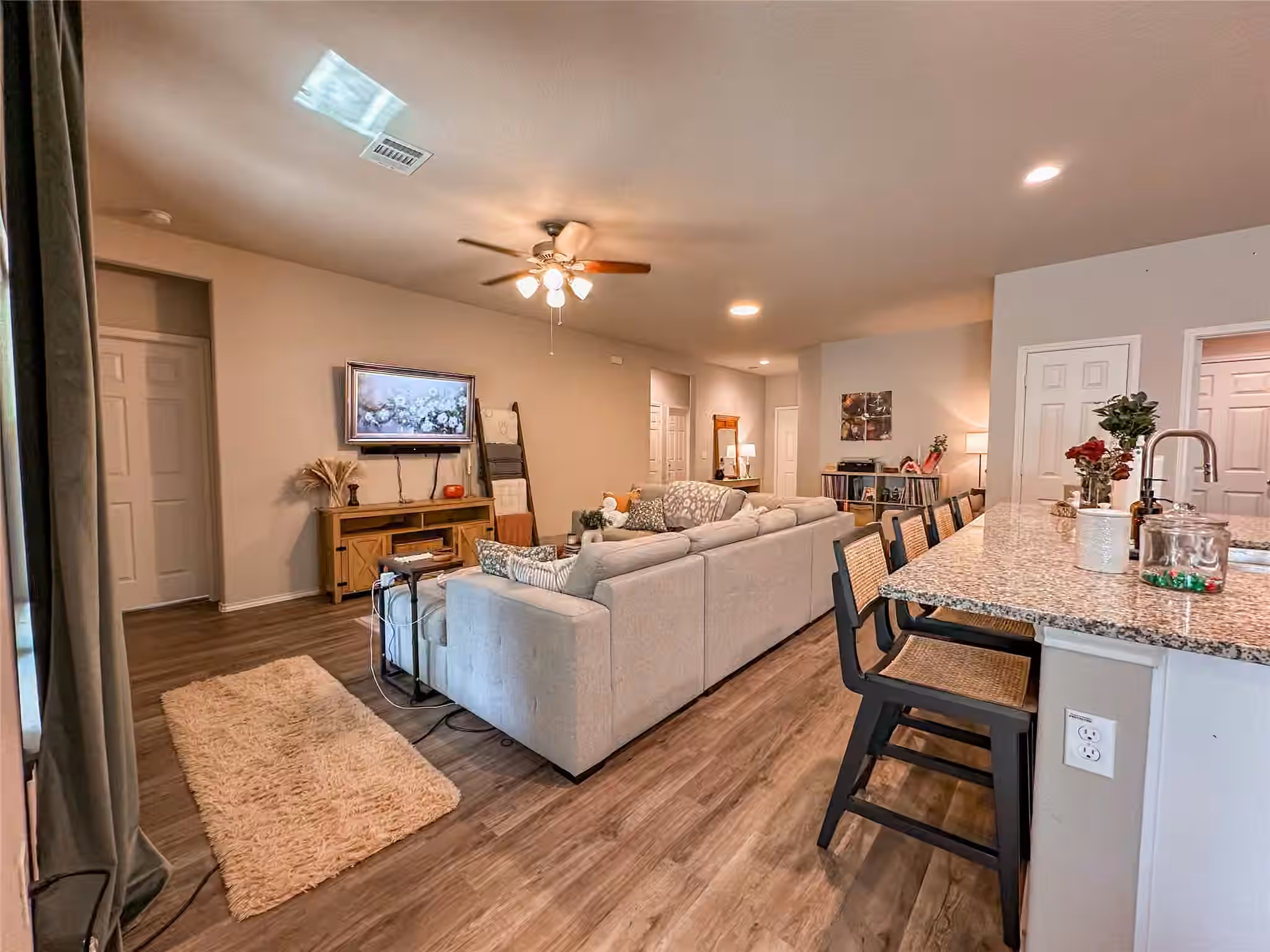 Photo 5 of 9961 Spring Creek Road, Cleveland, TX