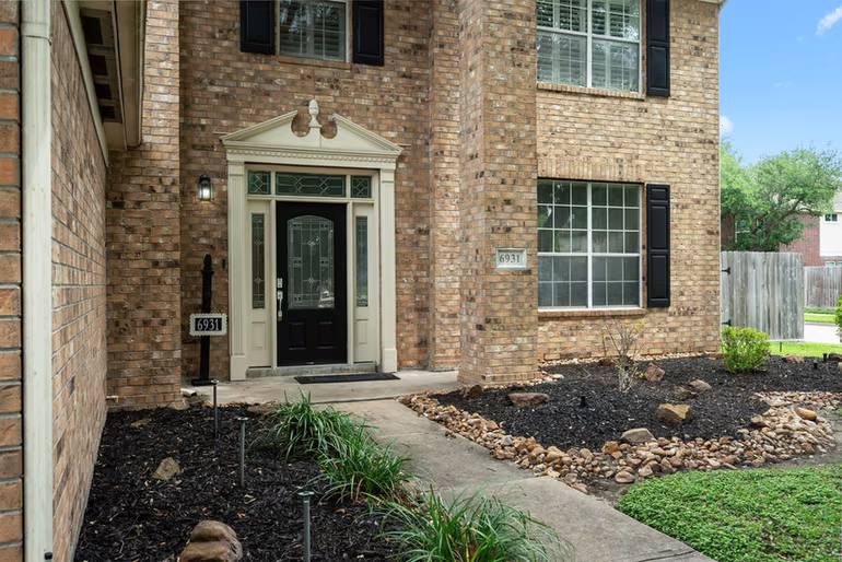 Photo 4 of 6931 Royal Knoll Court, Pasadena, TX