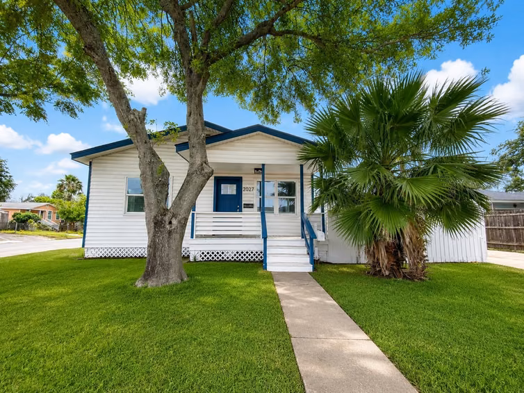 Photo of 2027 54th Street, Galveston, TX