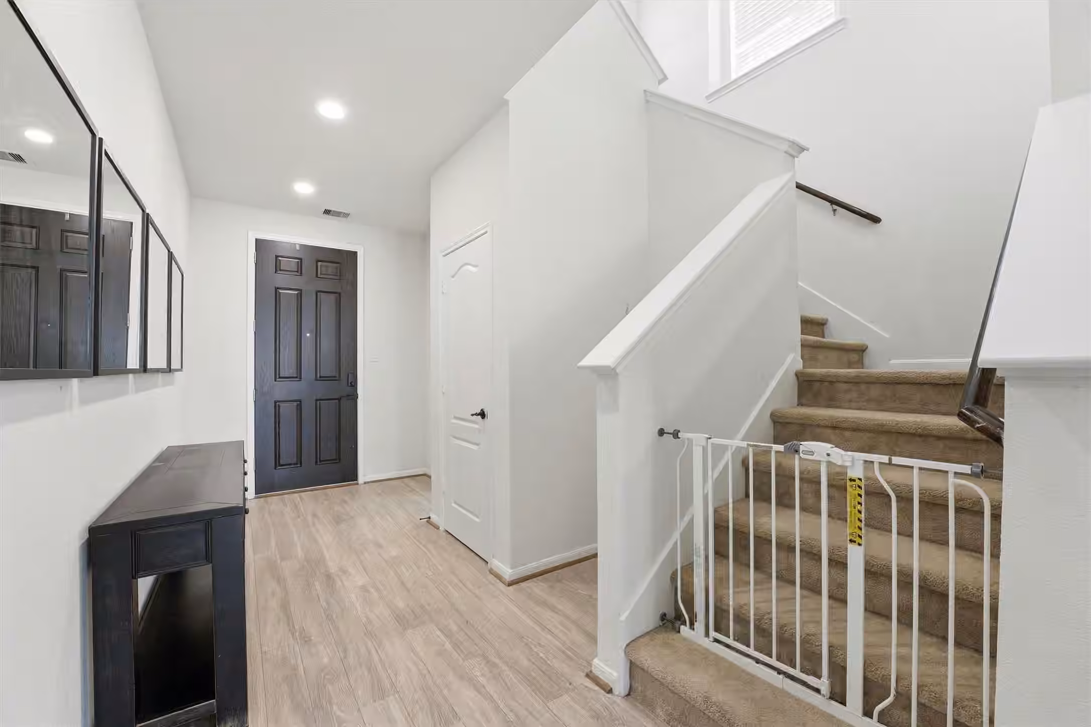 Photo 4 of 6718 Lindale Springs Lane, Katy, TX