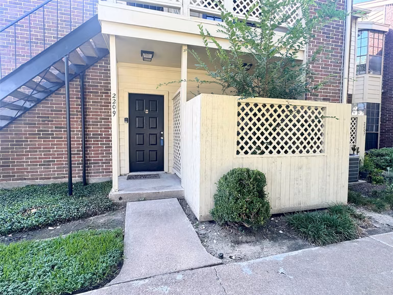 Photo of 2121 El Paseo Street 2209, Houston, TX