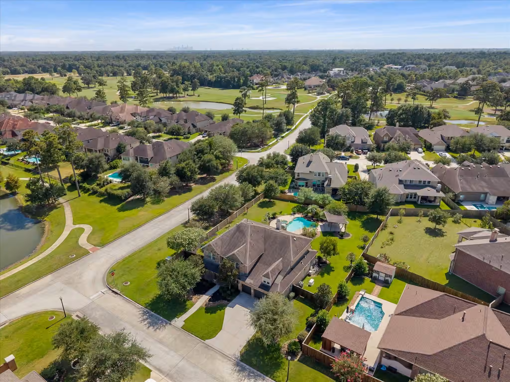 Photo 4 of 13903 McDannald Park Lane, Humble, TX