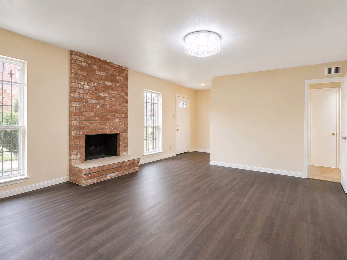 Photo 4 of 3974 Belle Park Drive, Houston, TX
