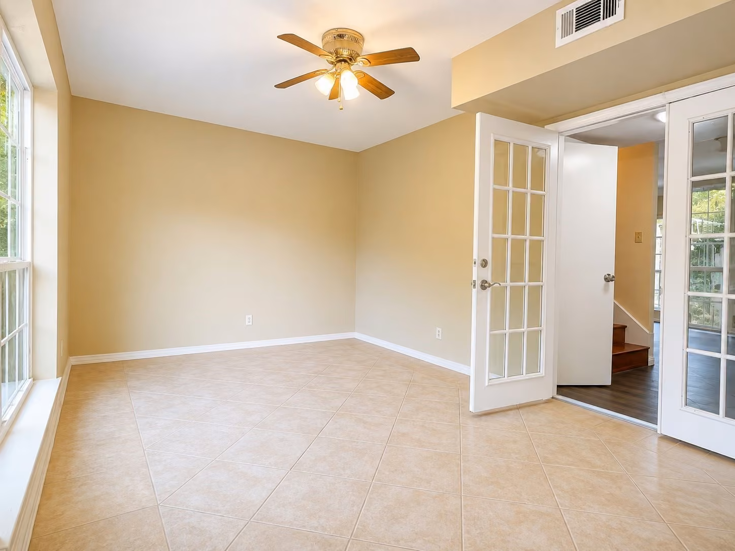 Photo 7 of 3974 Belle Park Drive, Houston, TX