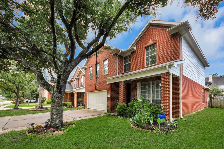 Photo 5 of 16543 Whitaker Creek Drive, Houston, TX