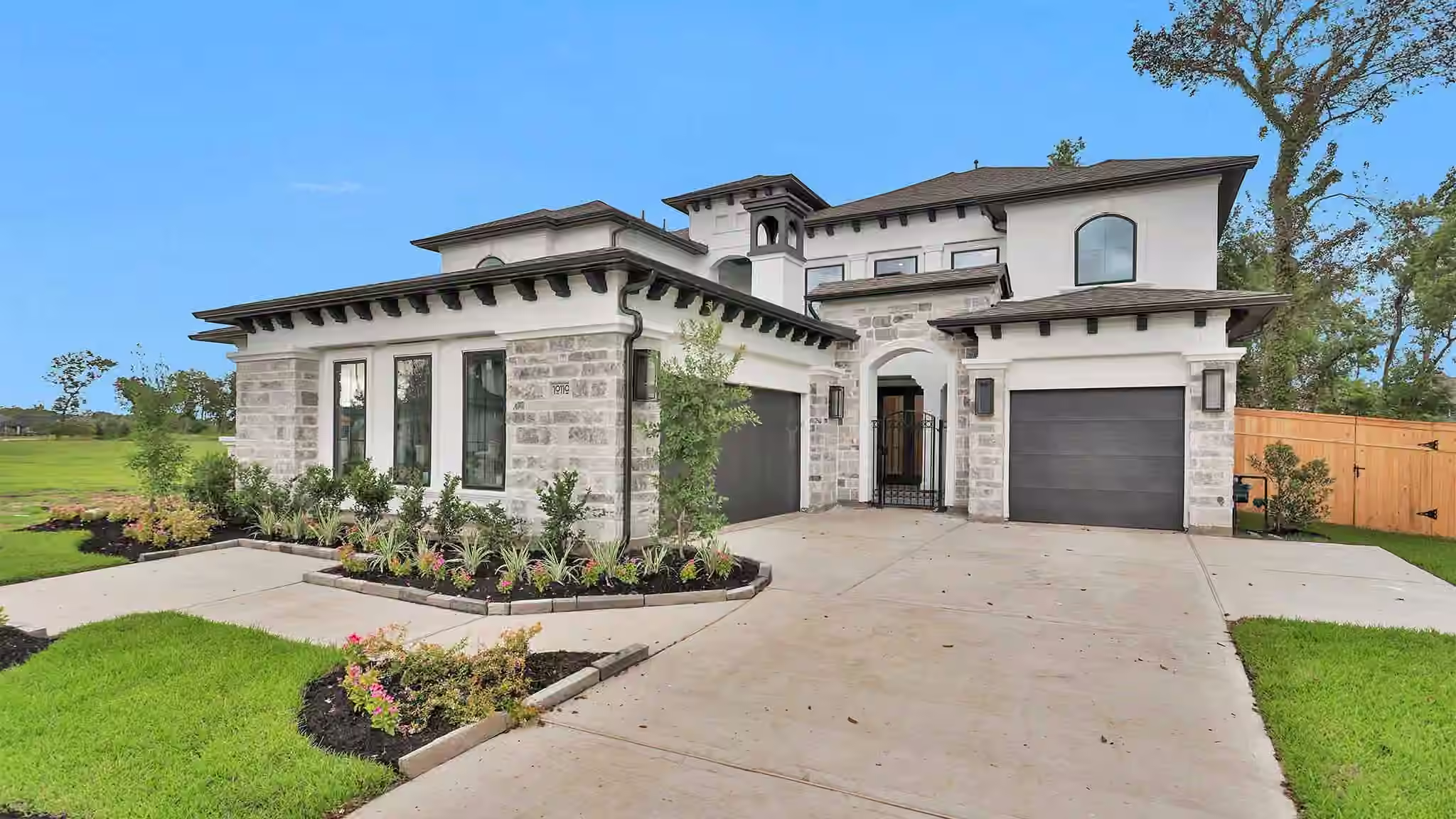 Photo of 10110 Regal Mist Drive, Missouri City, TX 77459