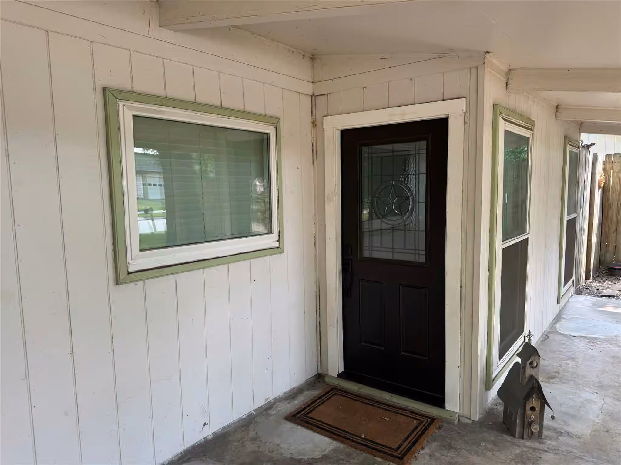 Photo 3 of 2406 Bayou Drive, League City, TX