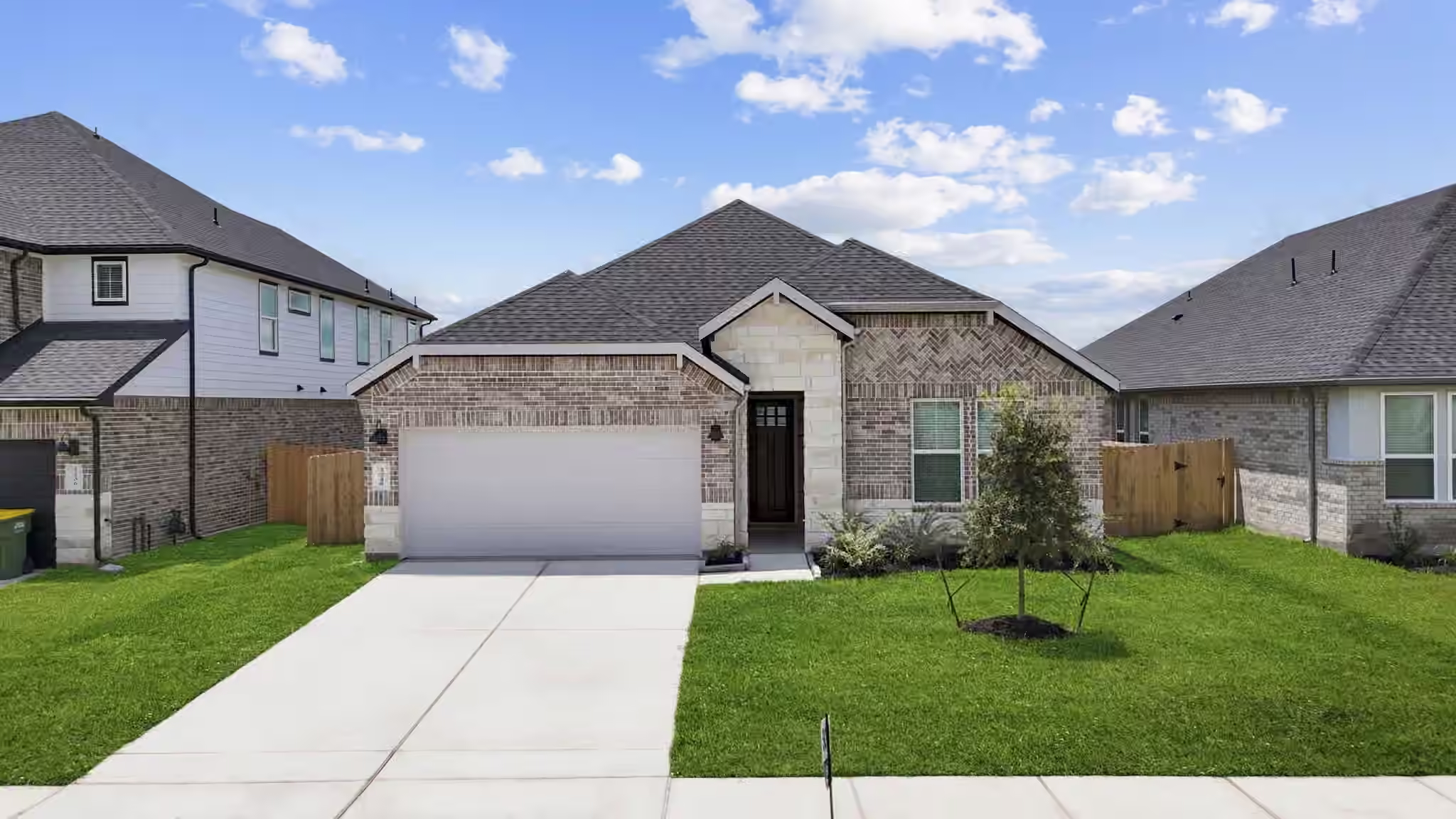 Photo of 3420 Summercrisp Hollow Lane, Pearland, TX 77581