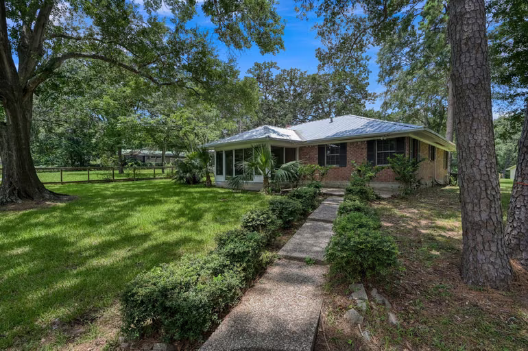 Photo 7 of 13544 Northshore Loop, Conroe, TX