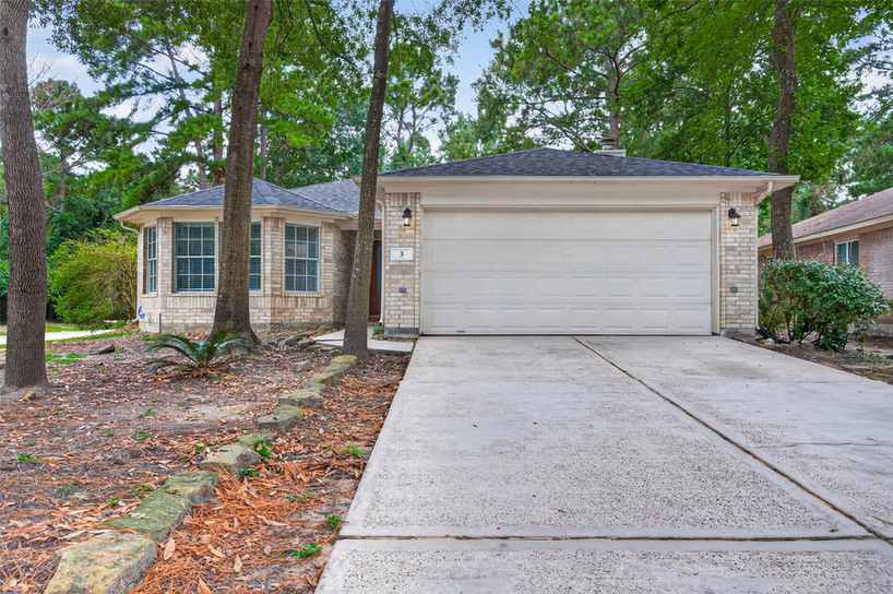 Photo of 3 Steep Trail Place, Conroe, TX 77385