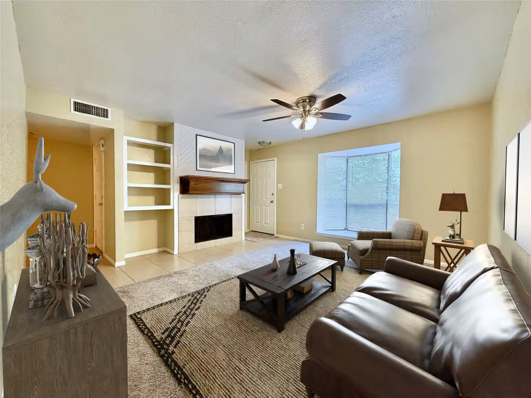 Photo 2 of 2103 Place Rebecca Lane D10, Houston, TX