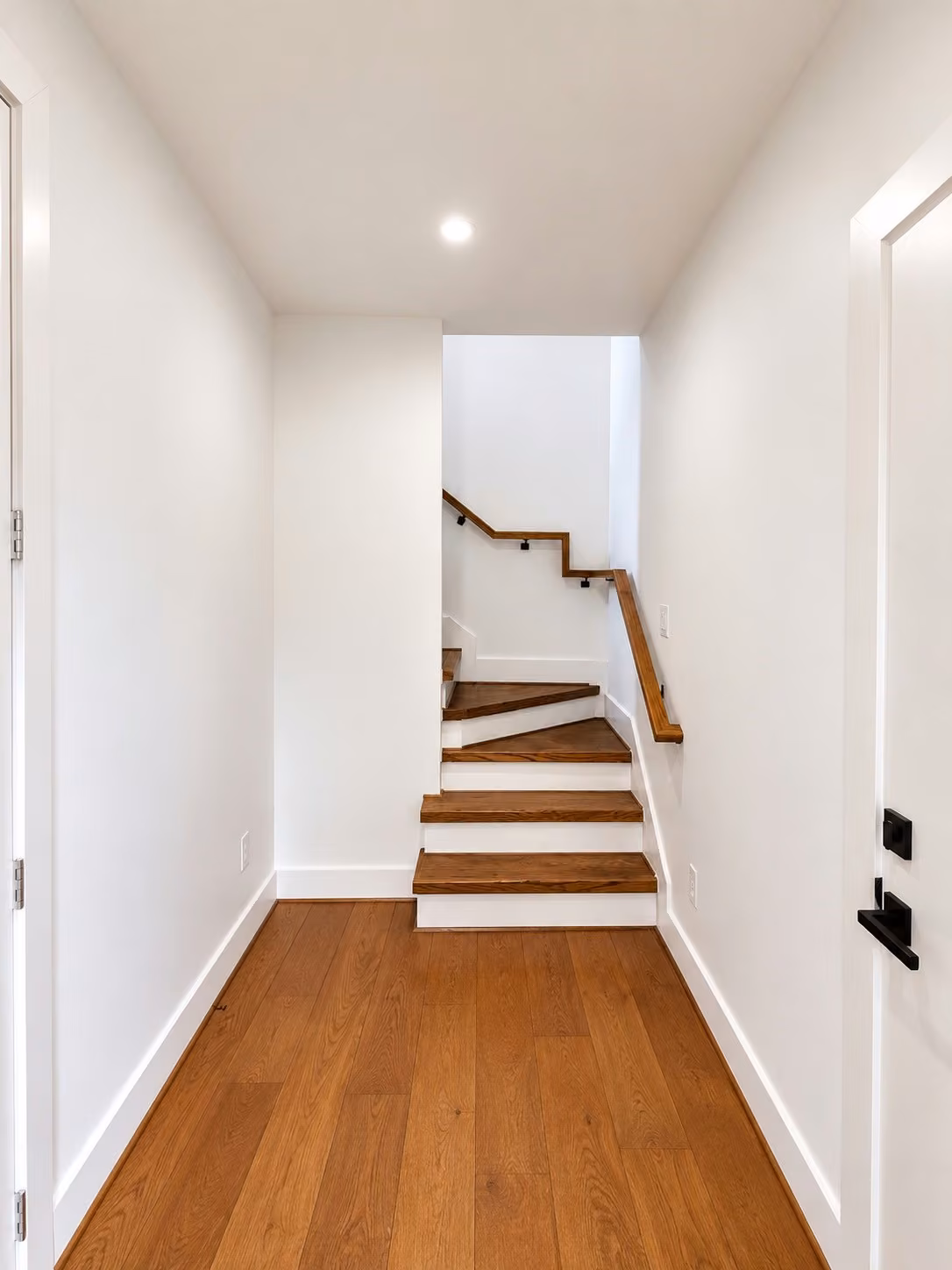 Photo 2 of 2210 Brackenridge Street, Houston, TX