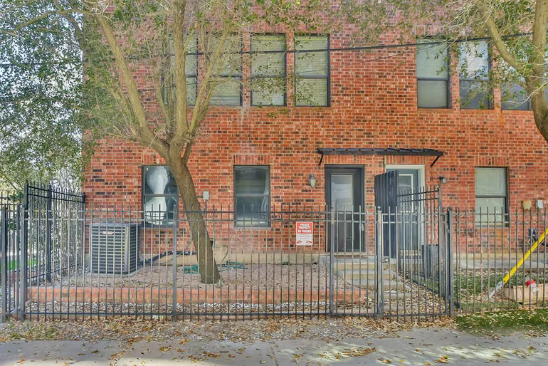 Photo 3 of 2422 Navigation Boulevard A, Houston, TX