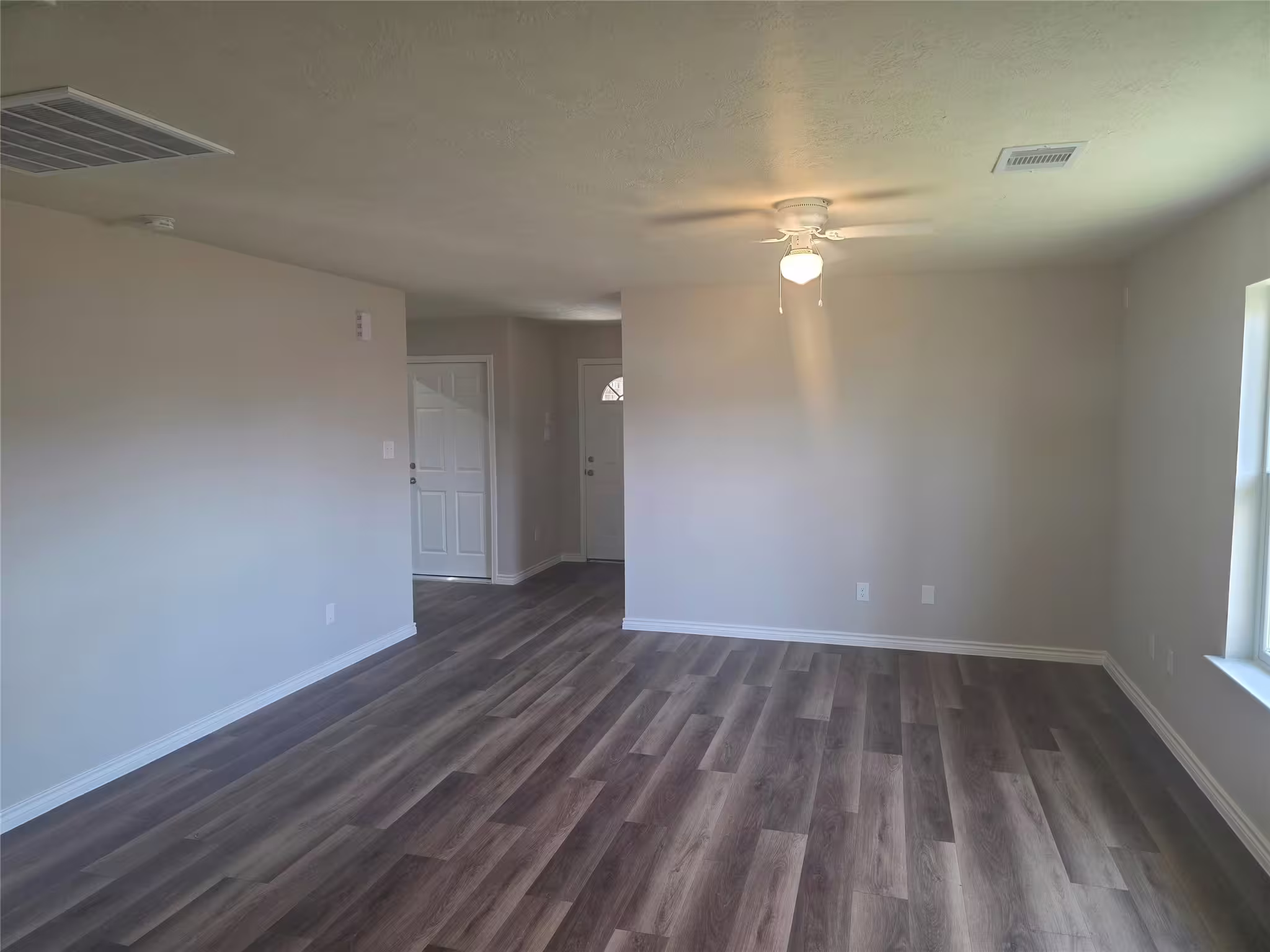Photo 7 of 9827 Pelsey Street, Houston, TX