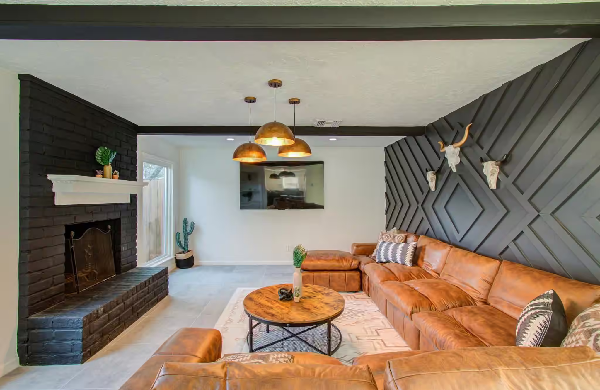 Photo of 9614 Springmont Drive, Houston, TX