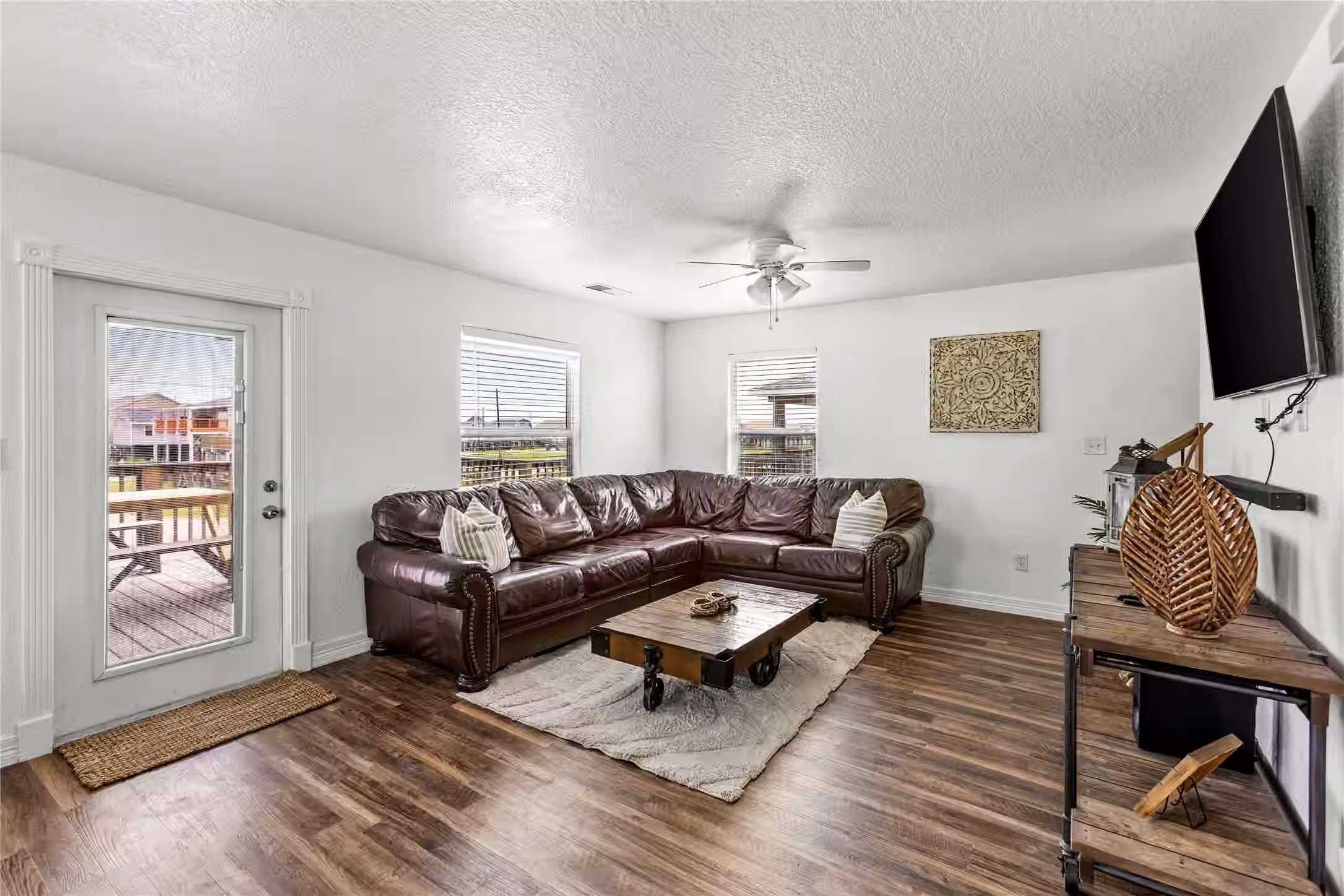 Photo 5 of 2815 Blue Water Highway, Surfside Beach, TX