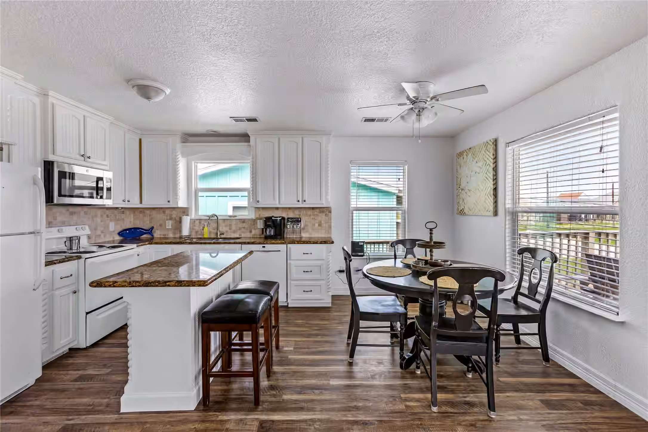 Photo 7 of 2815 Blue Water Highway, Surfside Beach, TX