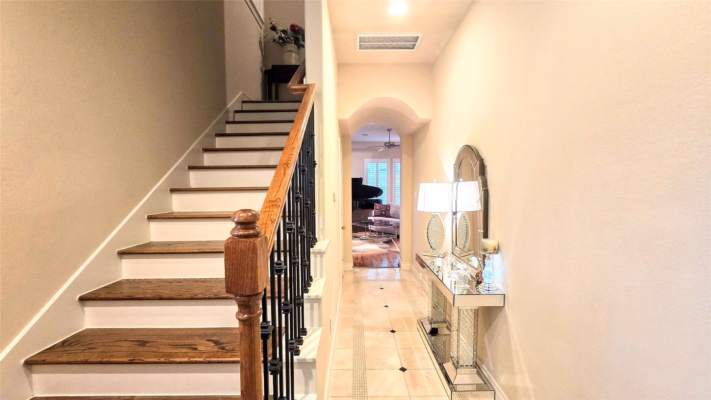 Photo 5 of 2203 Hilshire Terrace Court, Houston, TX