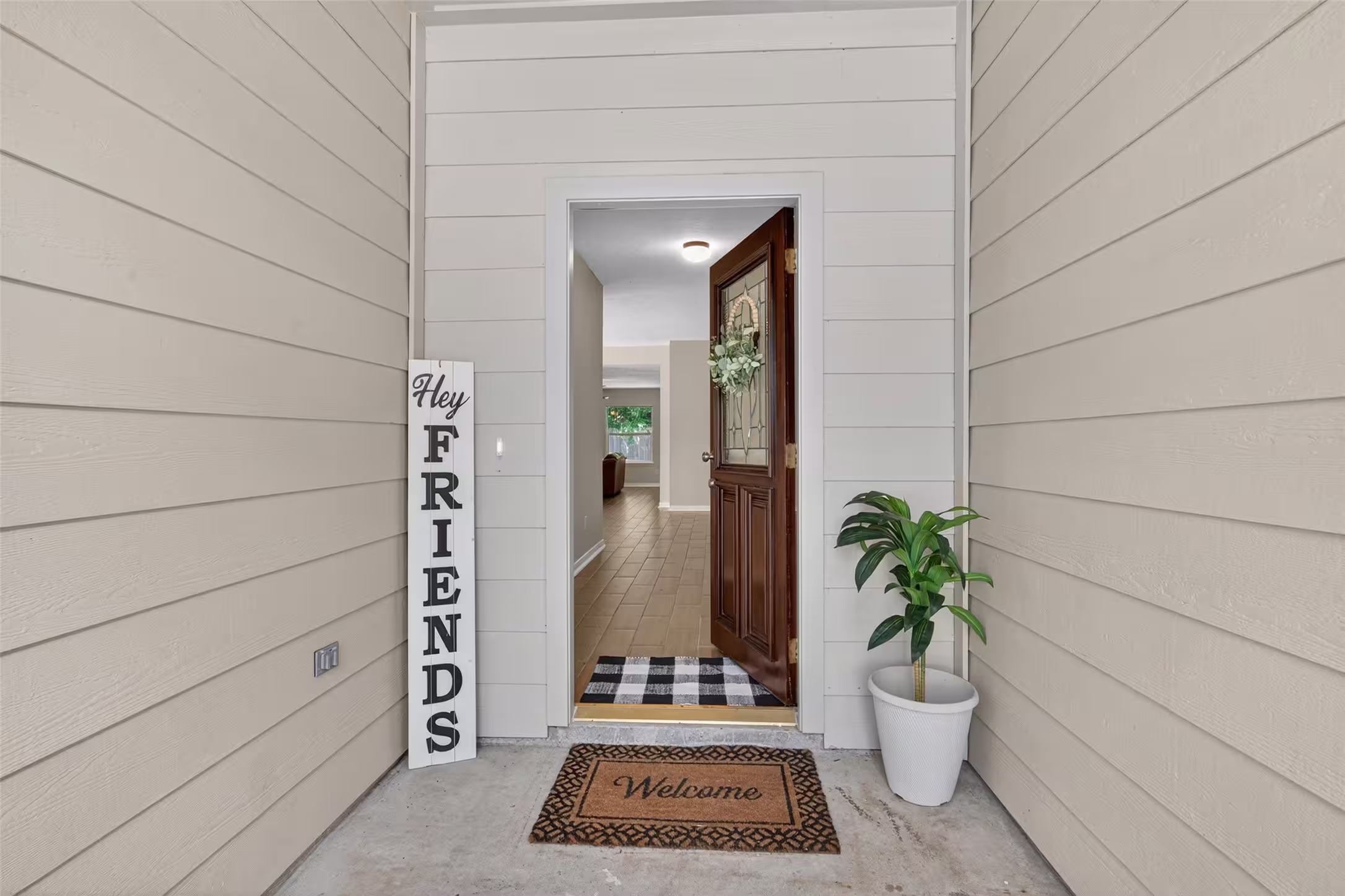 Photo 6 of 4630 Twisting Road, Houston, TX
