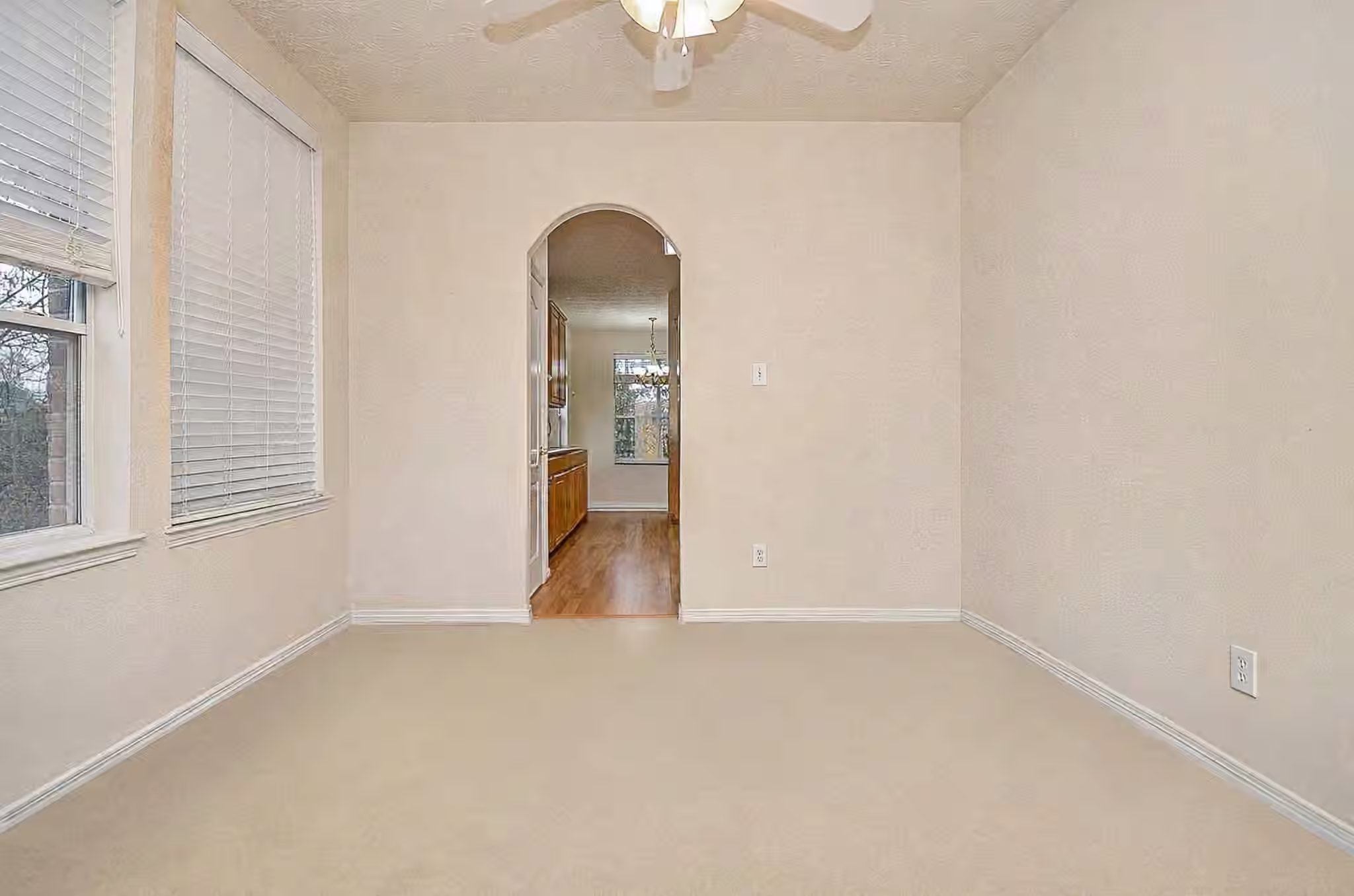 Photo 6 of 22 Woodbury Court, Magnolia, TX
