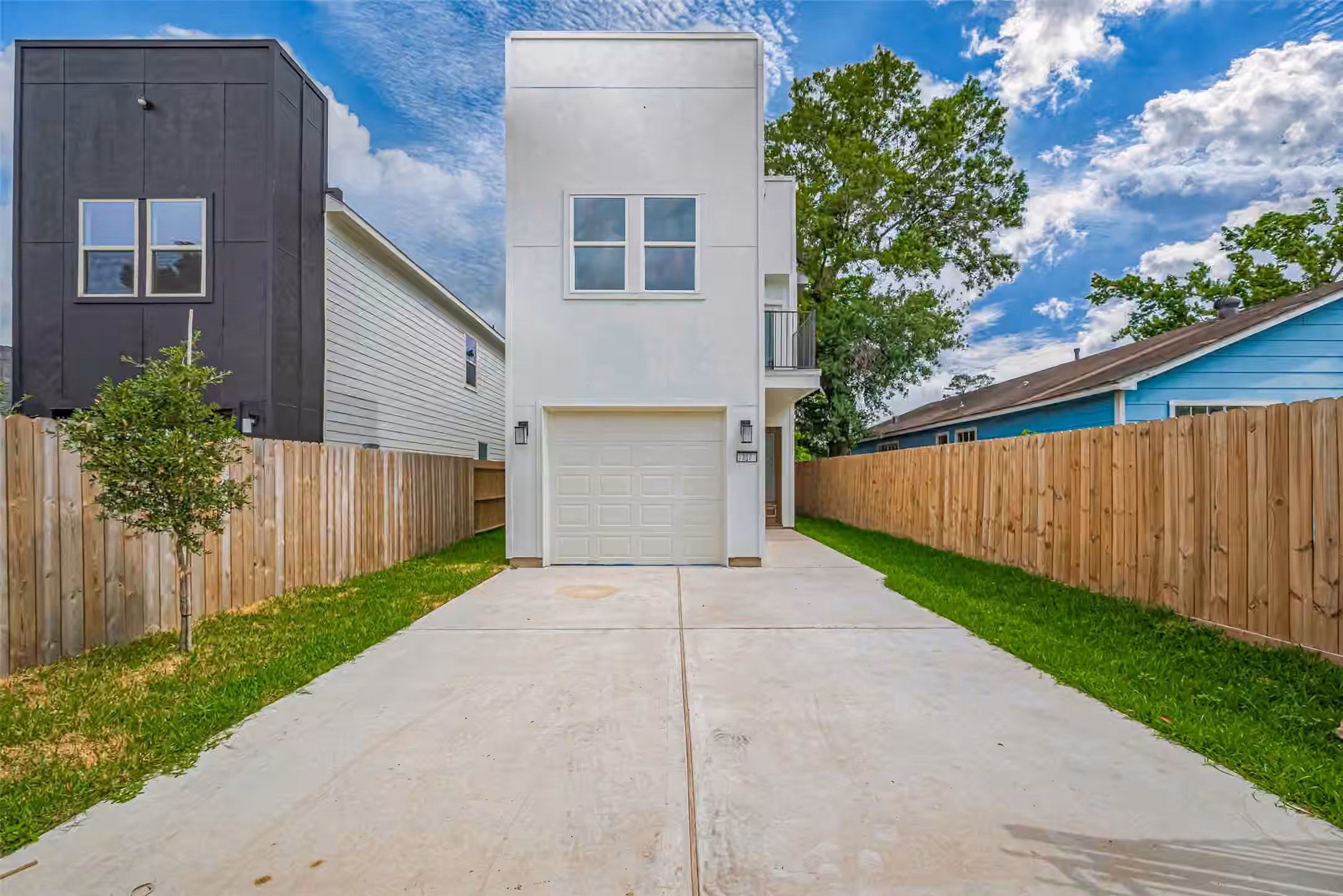 Photo of 7307 W Knoll Street, Houston, TX 77028