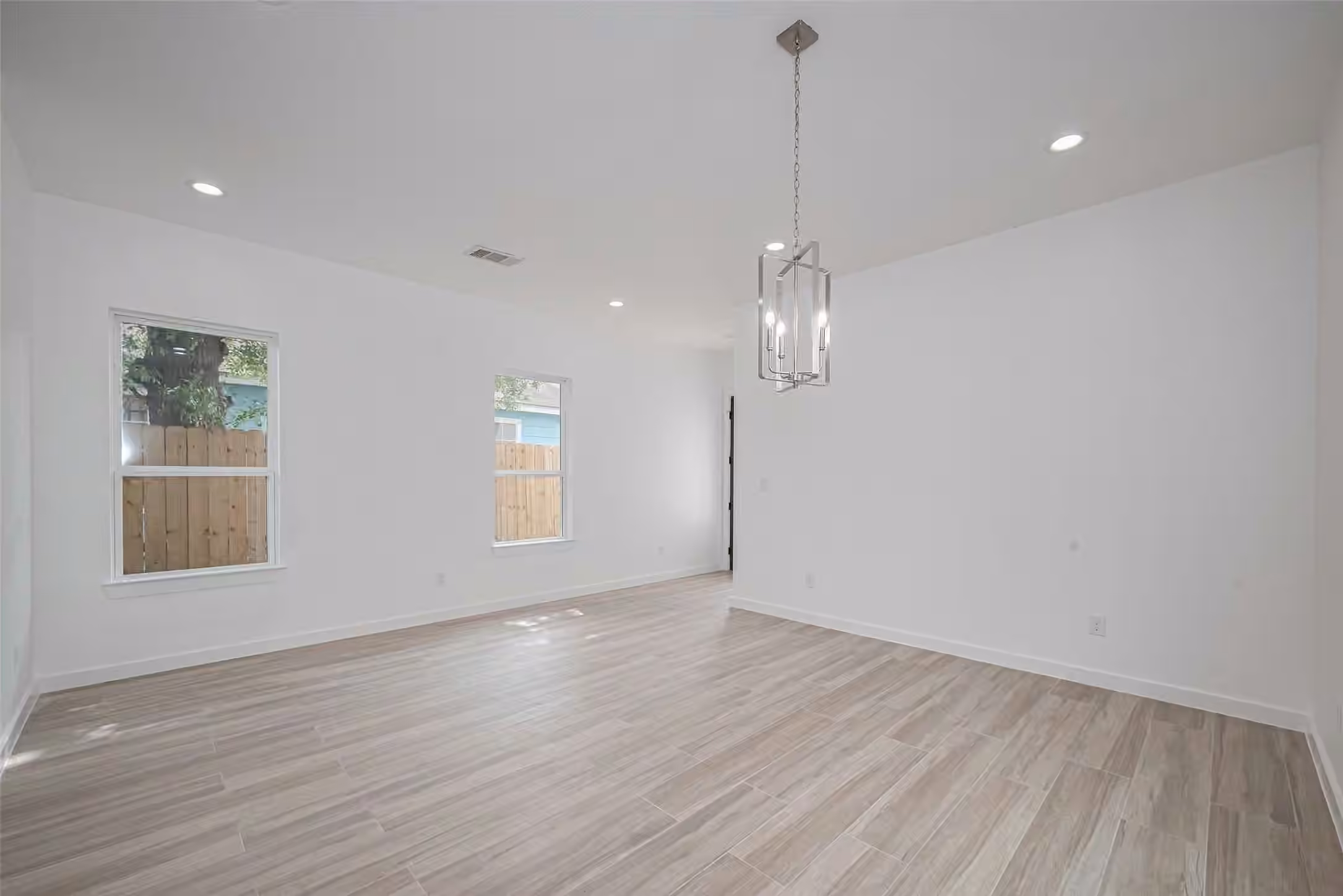 Photo 7 of 7307 W Knoll Street, Houston, TX