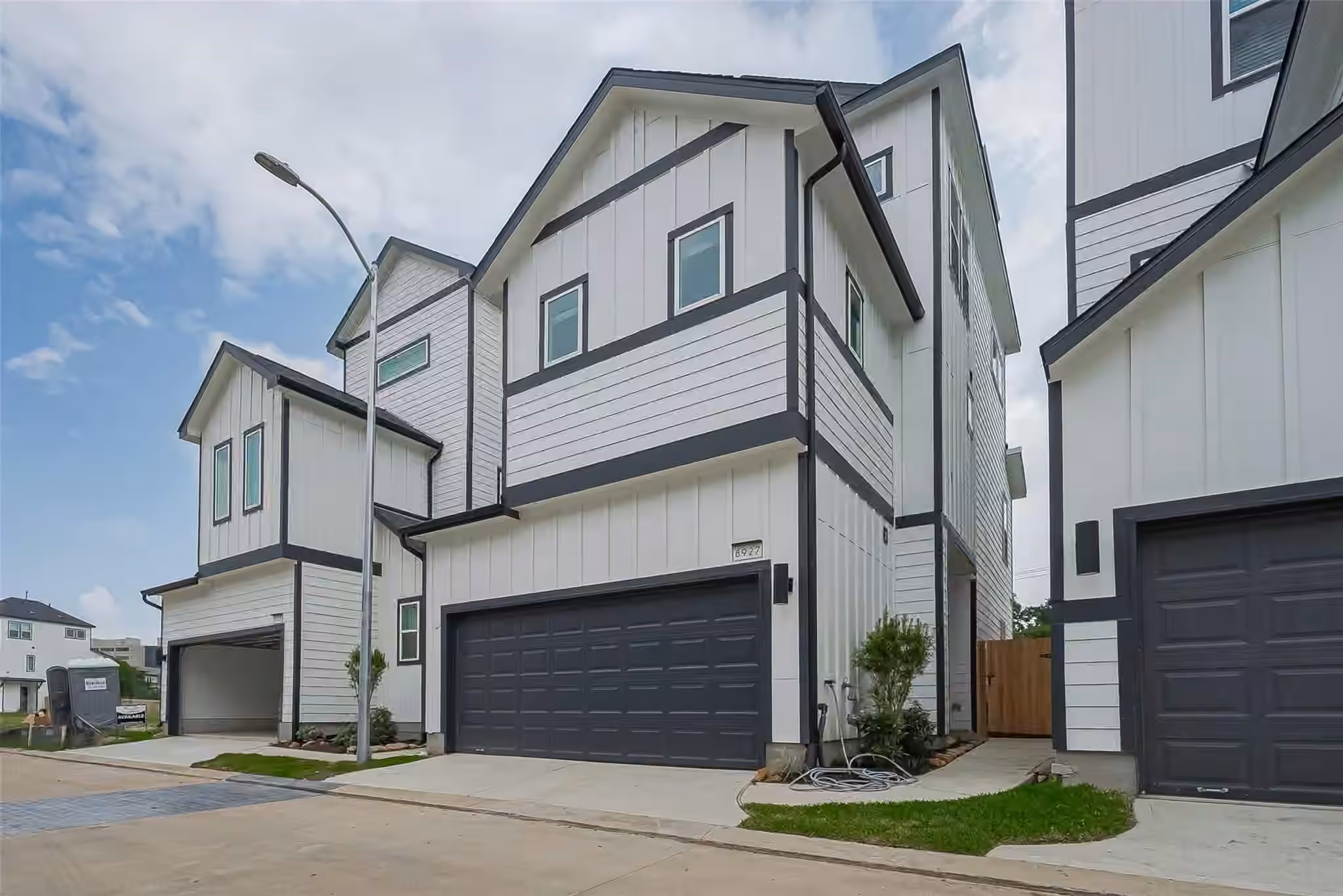 Photo 2 of 8929 Grovner Place, Houston, TX