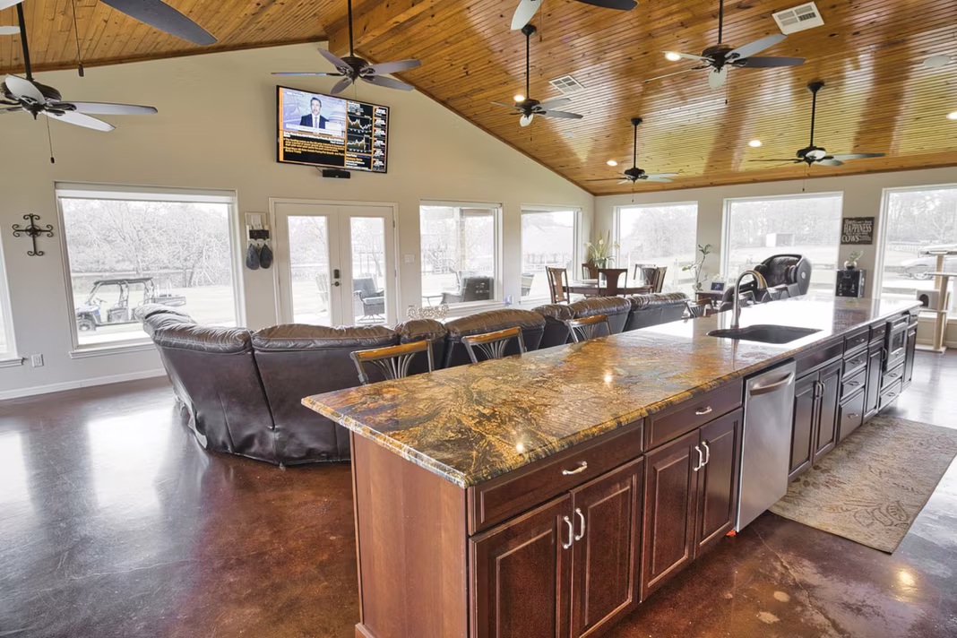 Photo 6 of 3559 Fm 521 Road, Brazoria, TX