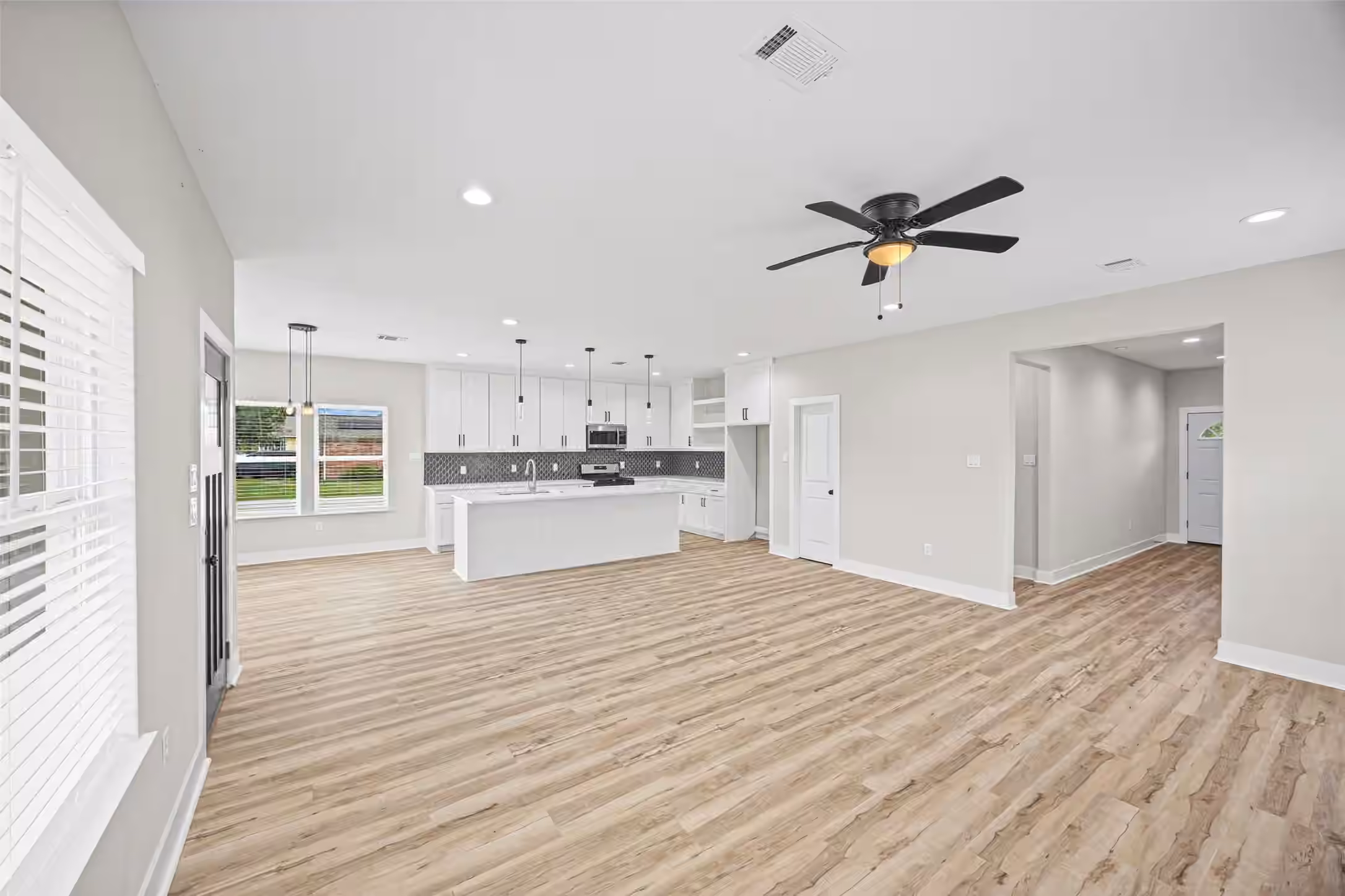 Photo 6 of 8203 Gladstone Street, Houston, TX