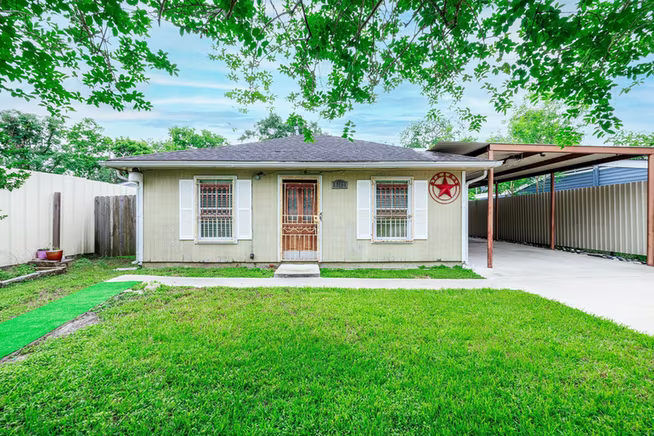 Photo 2 of 5422 Rapido Road, Houston, TX