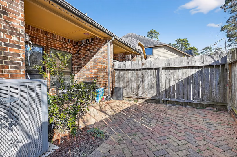 Photo 5 of 12432 Tyler Springs Lane, Humble, TX