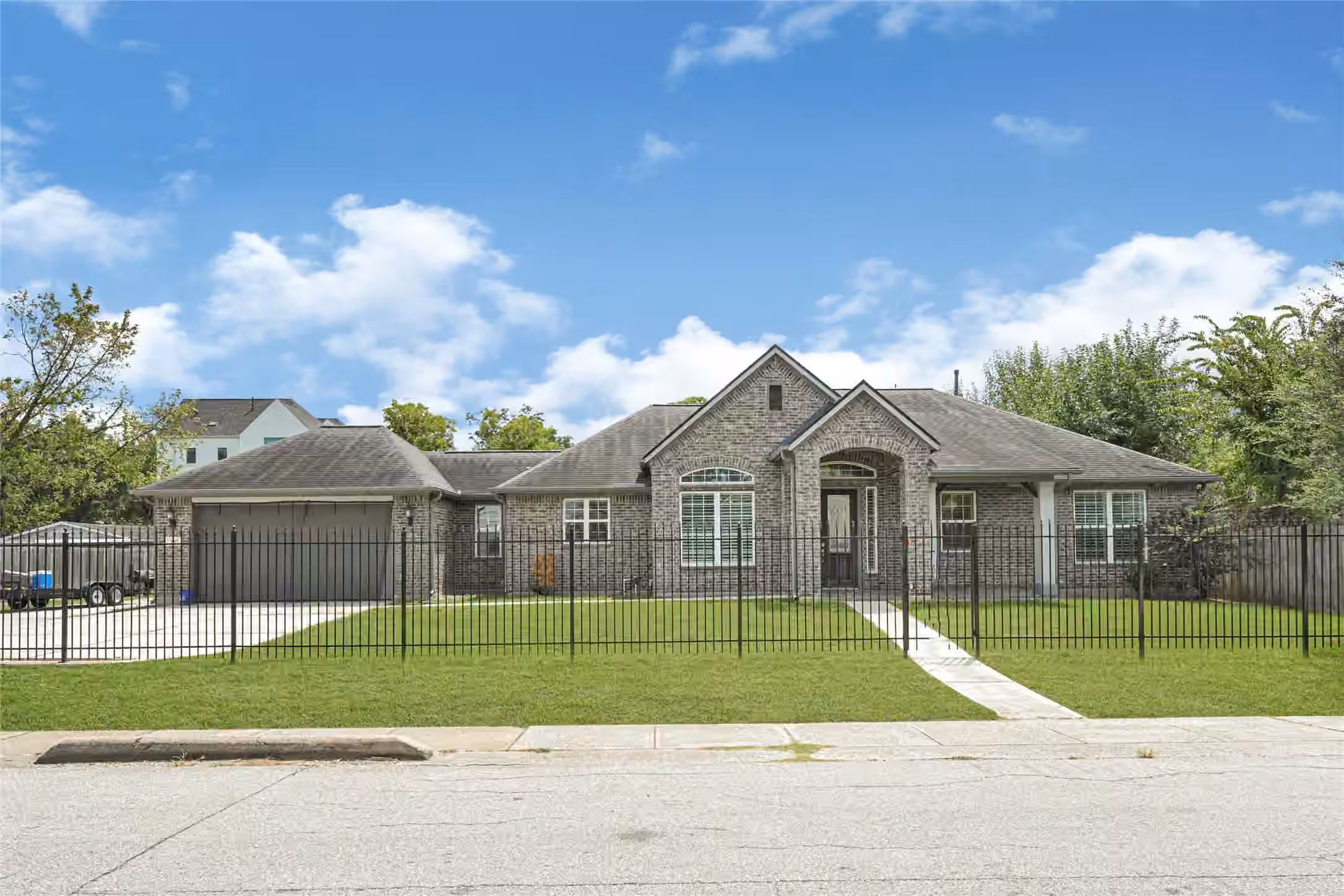 Photo of 929 Oak Street, Houston, TX 77018