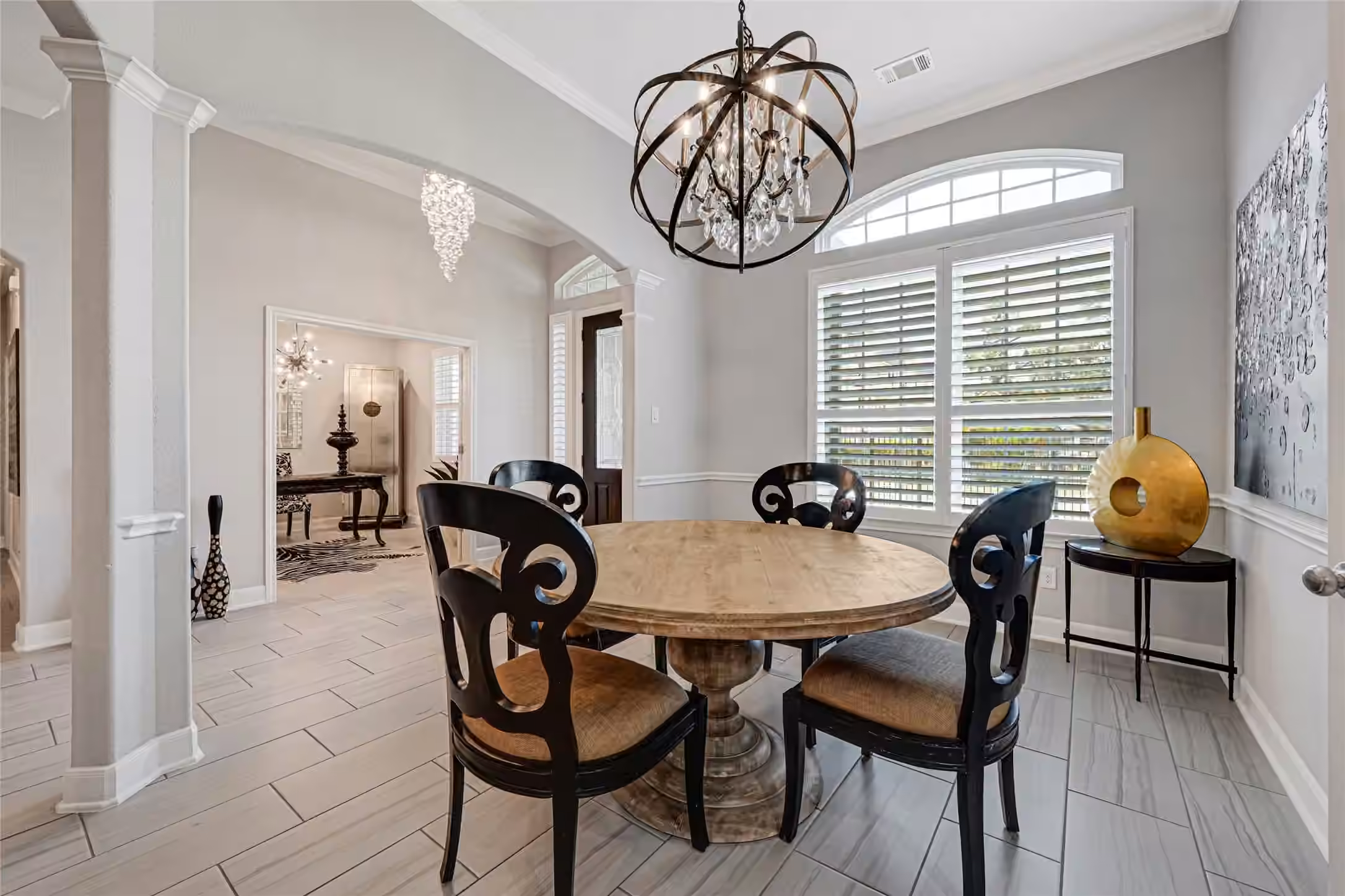 Photo 2 of 929 Oak Street, Houston, TX
