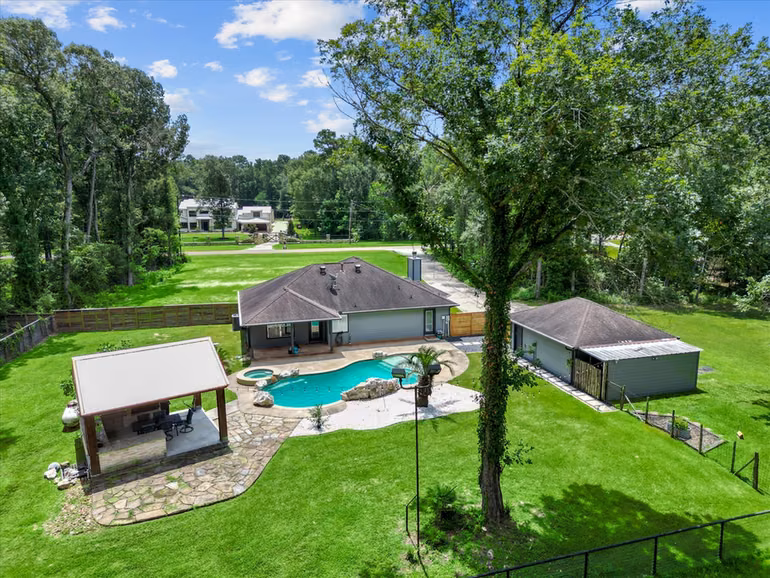 Photo 3 of 23963 Majestic Forest, New Caney, TX