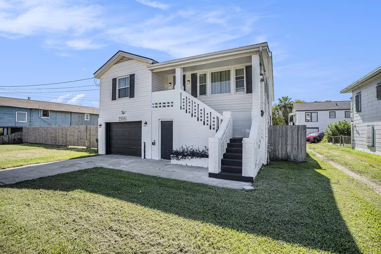Photo of 2315 67th Street, Galveston, TX