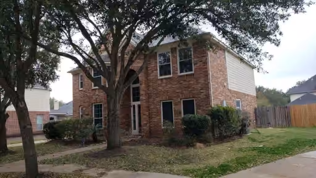 Photo 2 of 510 Clear Point Court, Richmond, TX