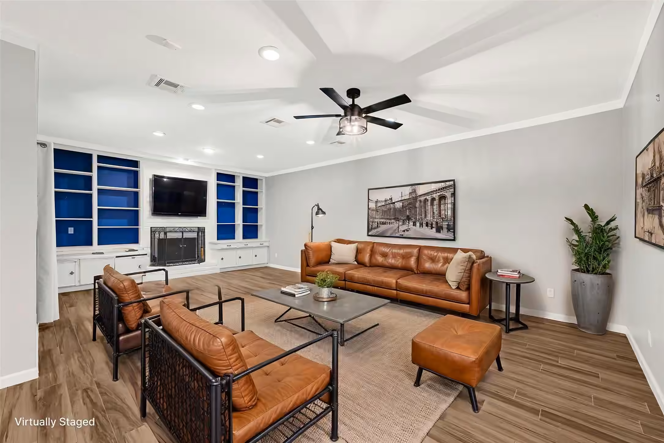 Photo 3 of 425 E Fair Harbor Lane, Houston, TX