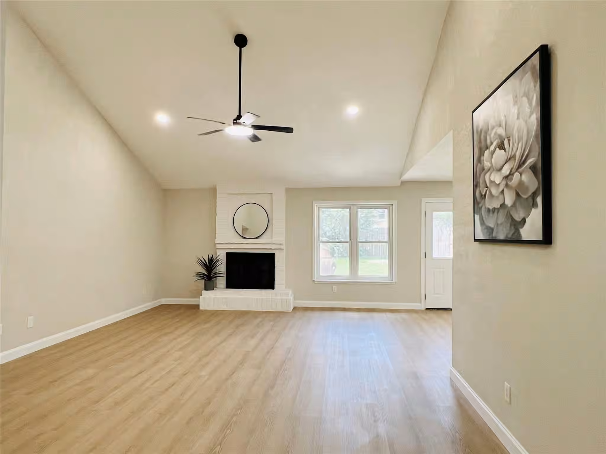 Photo 4 of 3003 Rifle Gap Lane, Sugar Land, TX