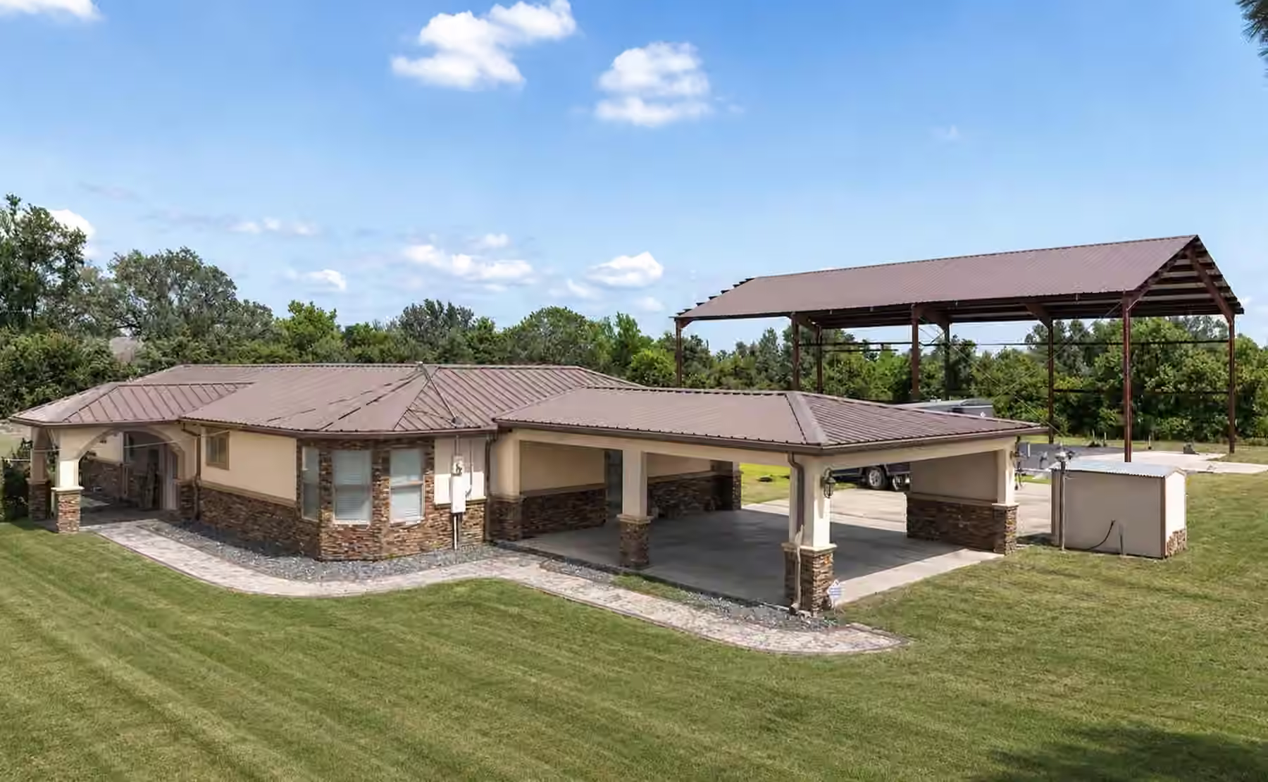 Photo of 2114 Penny Lake Drive, Wallis, TX