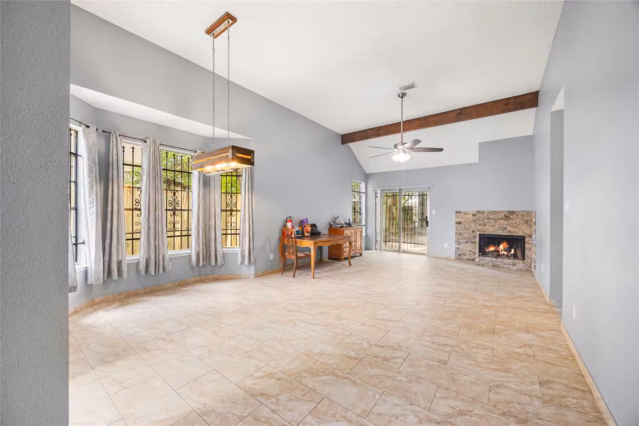 Photo 3 of 8107 Summer Trail Drive, Houston, TX