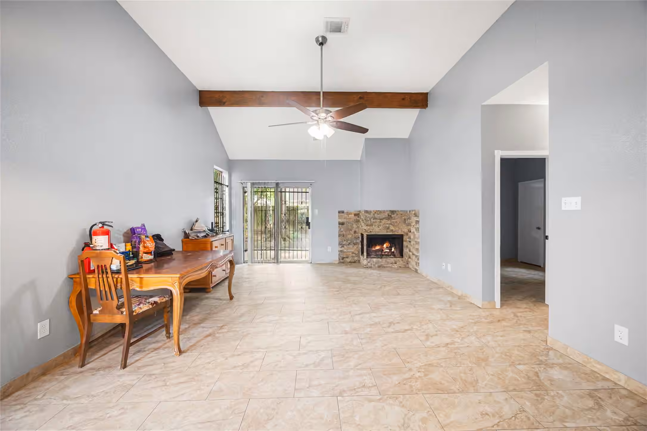 Photo 4 of 8107 Summer Trail Drive, Houston, TX