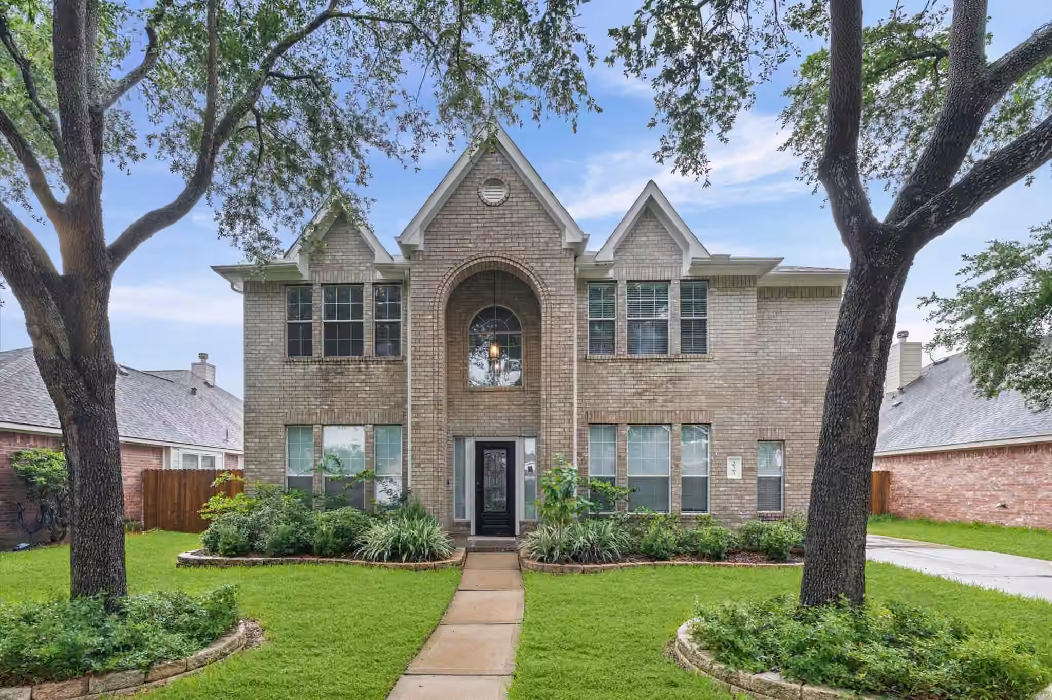 Photo of 10201 Forest Spring Lane, Pearland, TX 77584