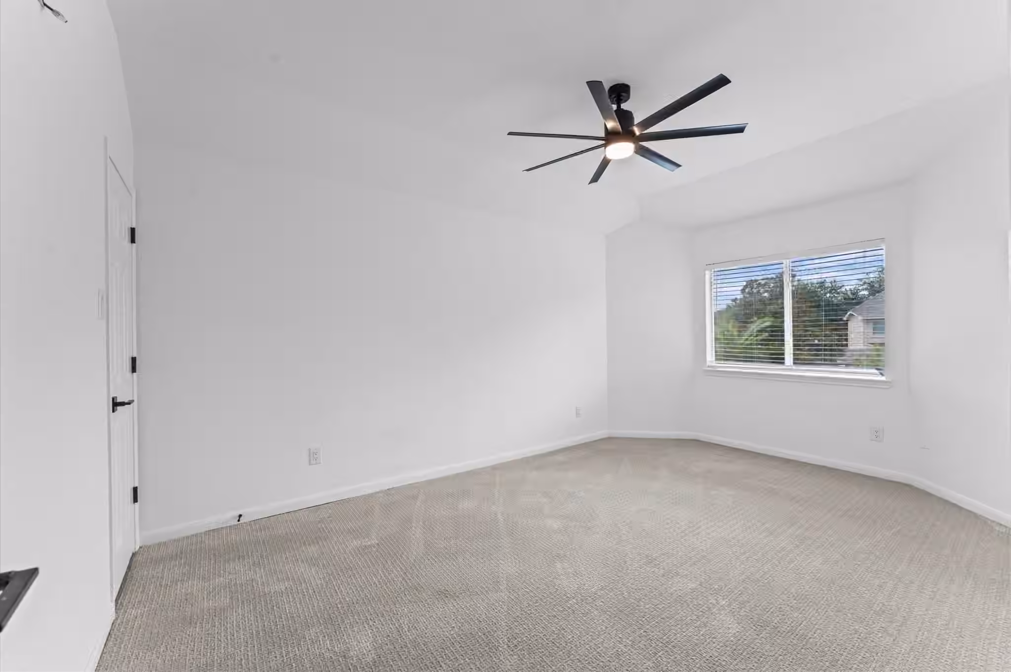Photo 4 of 10201 Forest Spring Lane, Pearland, TX