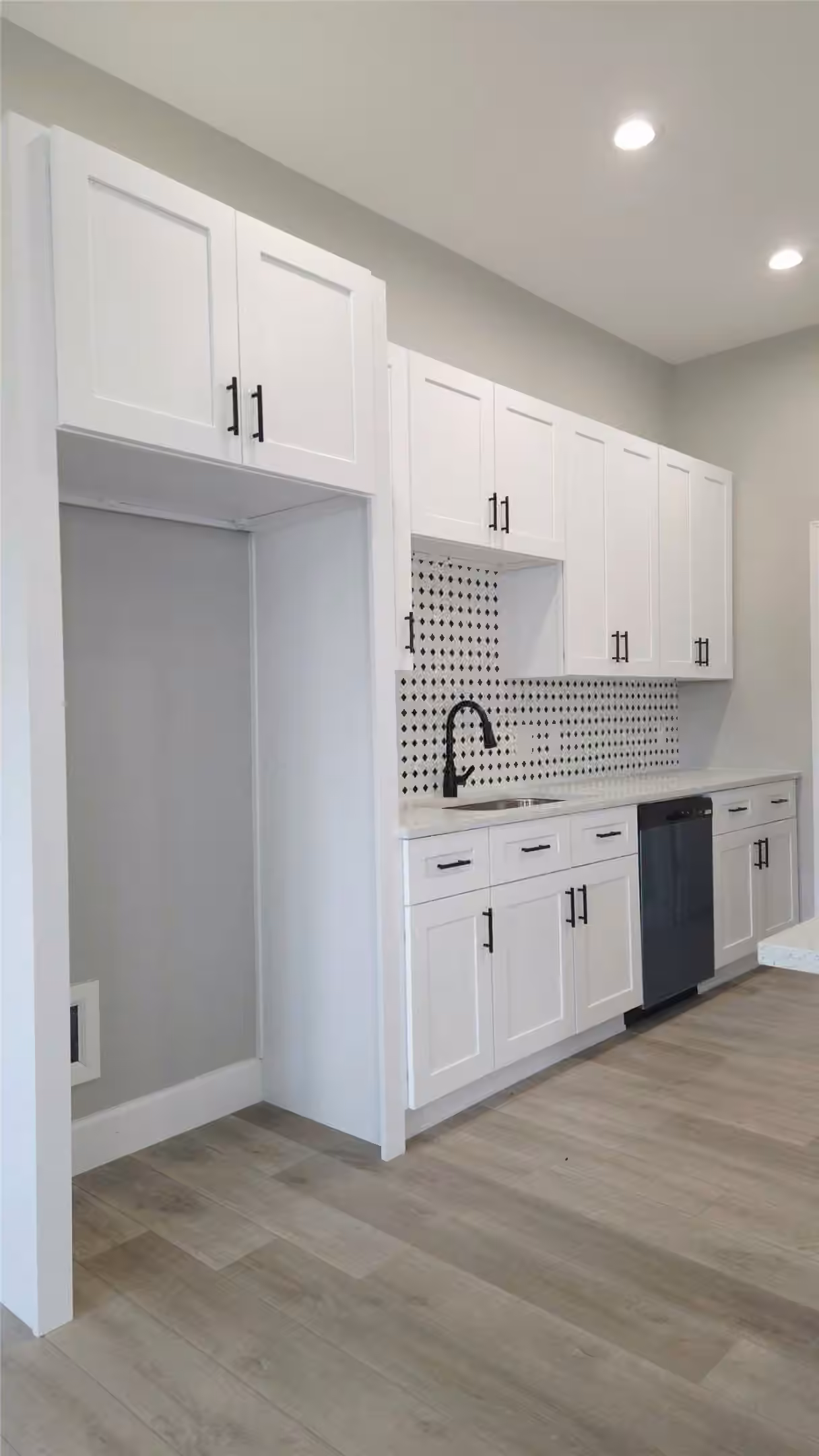 Photo 4 of 765 Enterprise Street B, Houston, TX